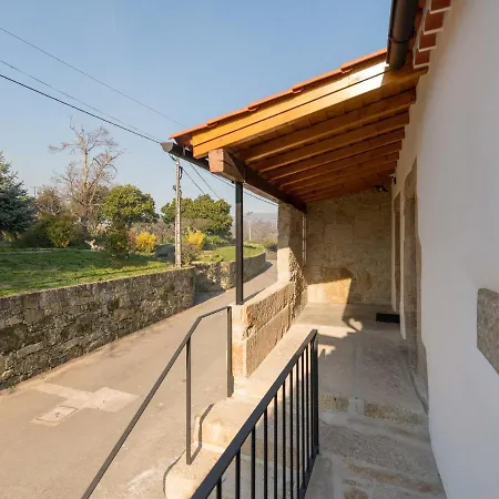 Holiday home Charming In Arcozeloportugal Near Forest